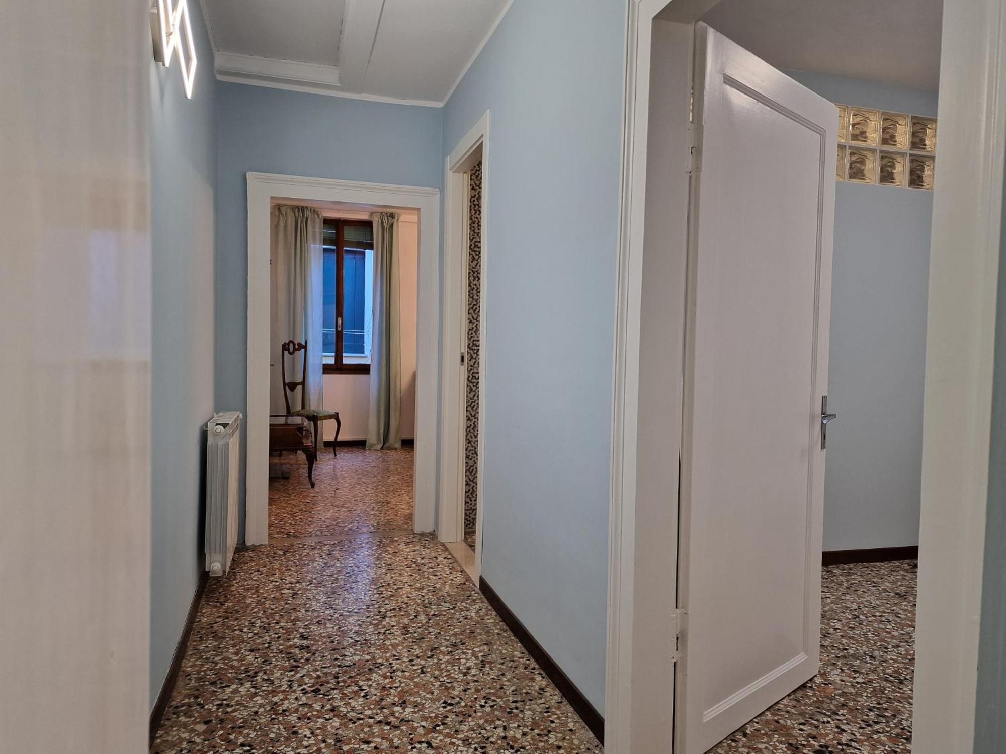 Veneziacentopercento La Forcola Apartment, Next To Rialto Bridge Exterior photo